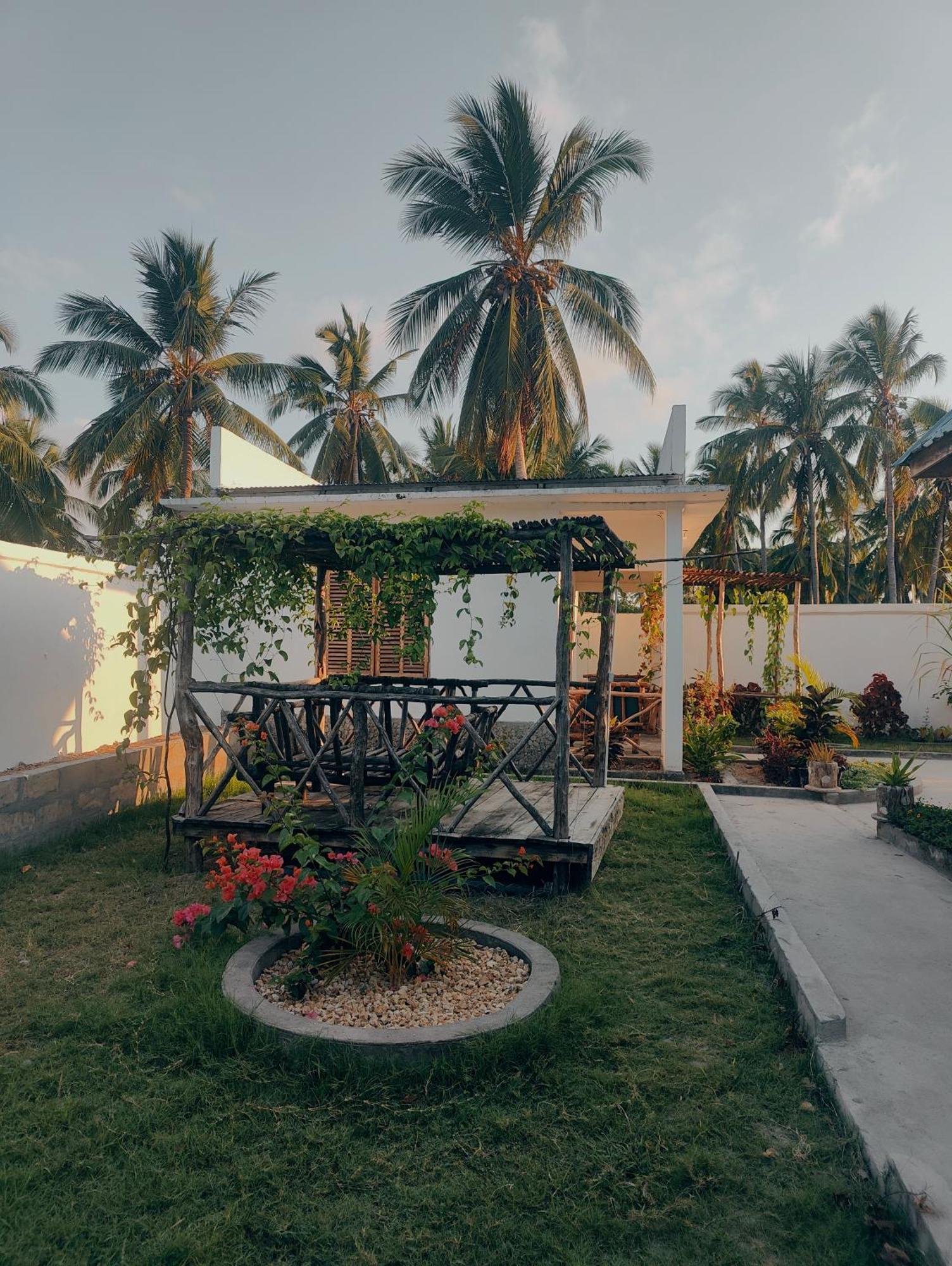 Mafia Island Bungalows Utende Extérieur photo